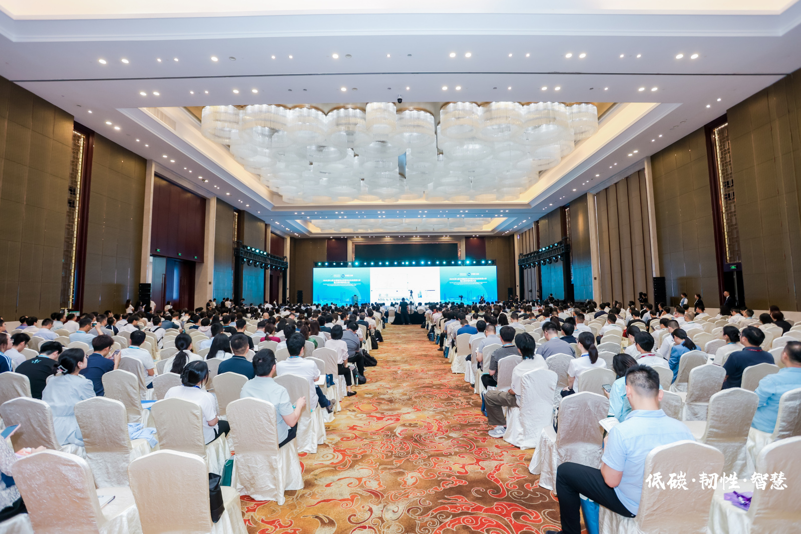 現(xiàn)場(chǎng)1.jpg 現(xiàn)場(chǎng)1.jpg